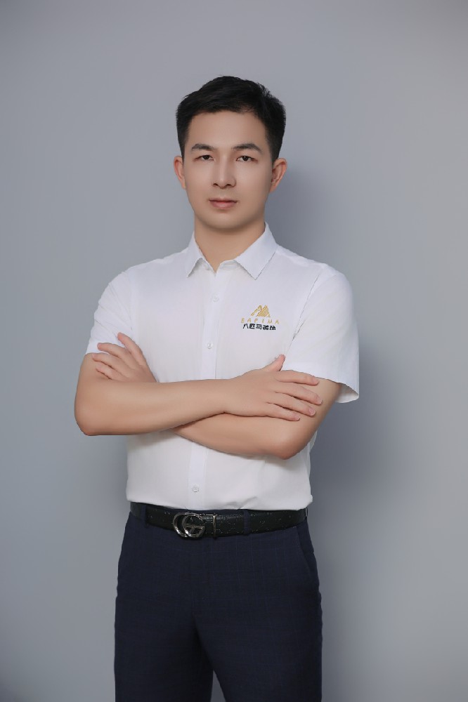 深圳八匹马装饰-设计师  宋佳