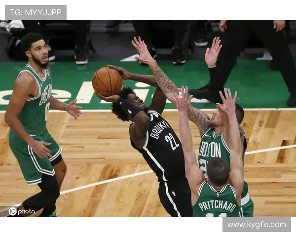 绿军篮网激战正酣谁能在打劫式交易中笑到最后